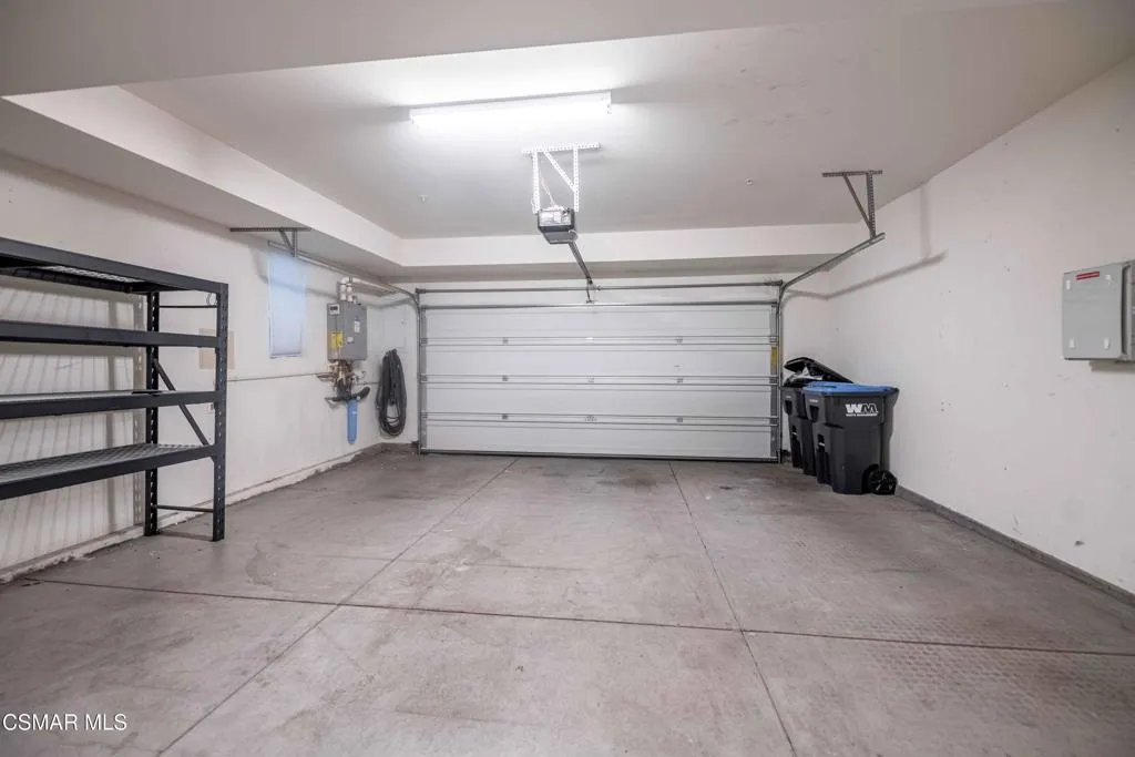 118 Red Brick Drive 1, Simi Valley, California 93065 home-pic-37