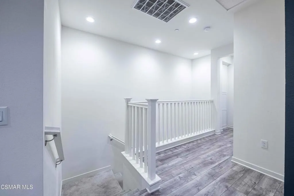 118 Red Brick Drive 1, Simi Valley, California 93065 home-pic-20