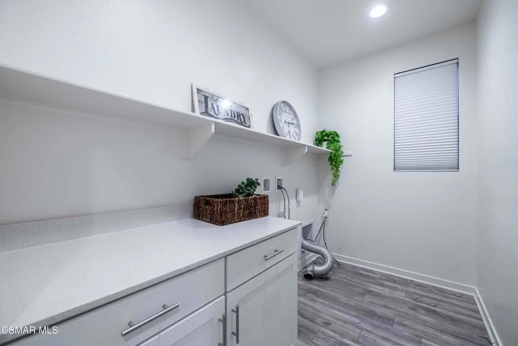 118 Red Brick Drive 1, Simi Valley, California 93065 home-pic-36