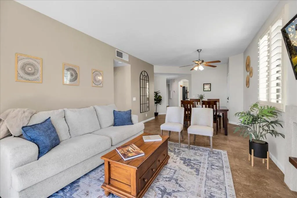 38517 Nasturtium Way, Palm Desert, California 92211 home-pic-3