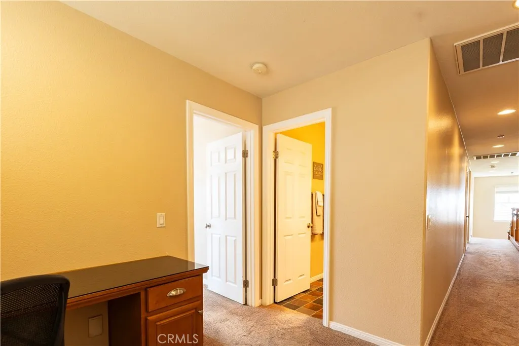 29029 Easton, Highland, California 92346 home-pic-38