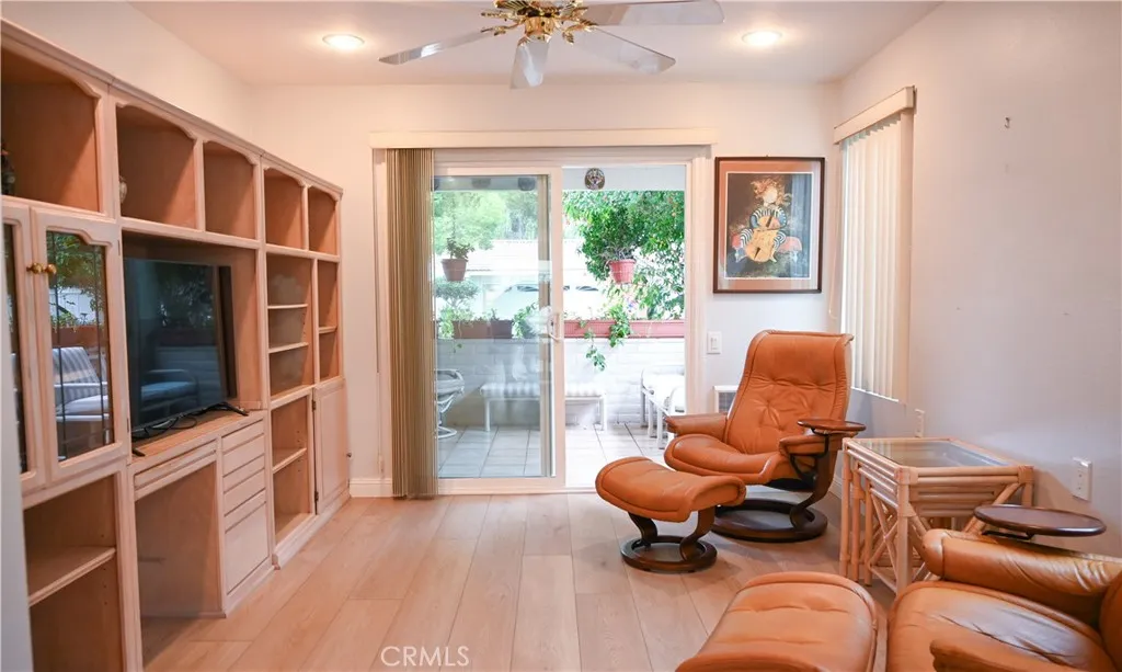 3296 San Amadeo, Laguna Woods, California 92637 home-pic-6