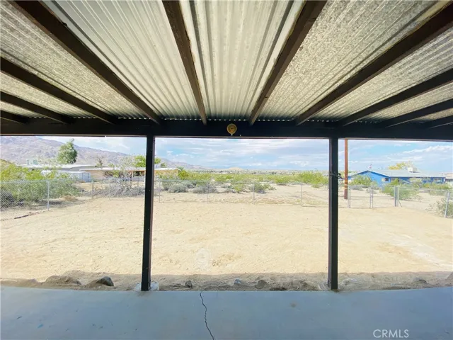 6758 Saladin Avenue, 29 Palms, California 92277