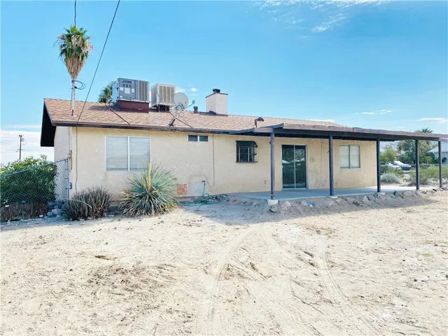 6758 Saladin Avenue, 29 Palms, California 92277