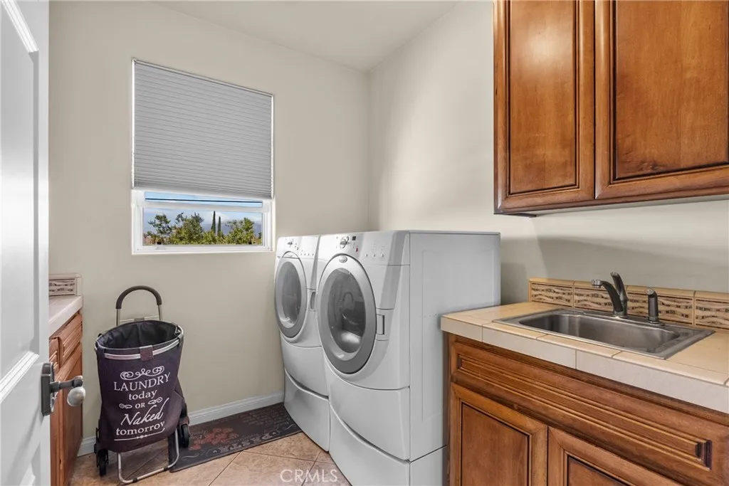 1403 Sonora Street, San Bernardino, California 92404 home-pic-21