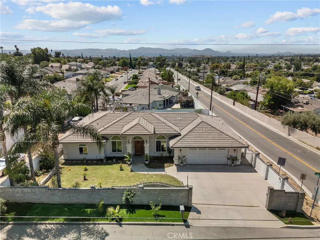 1403 Sonora Street, San Bernardino, California 92404 home-pic-47