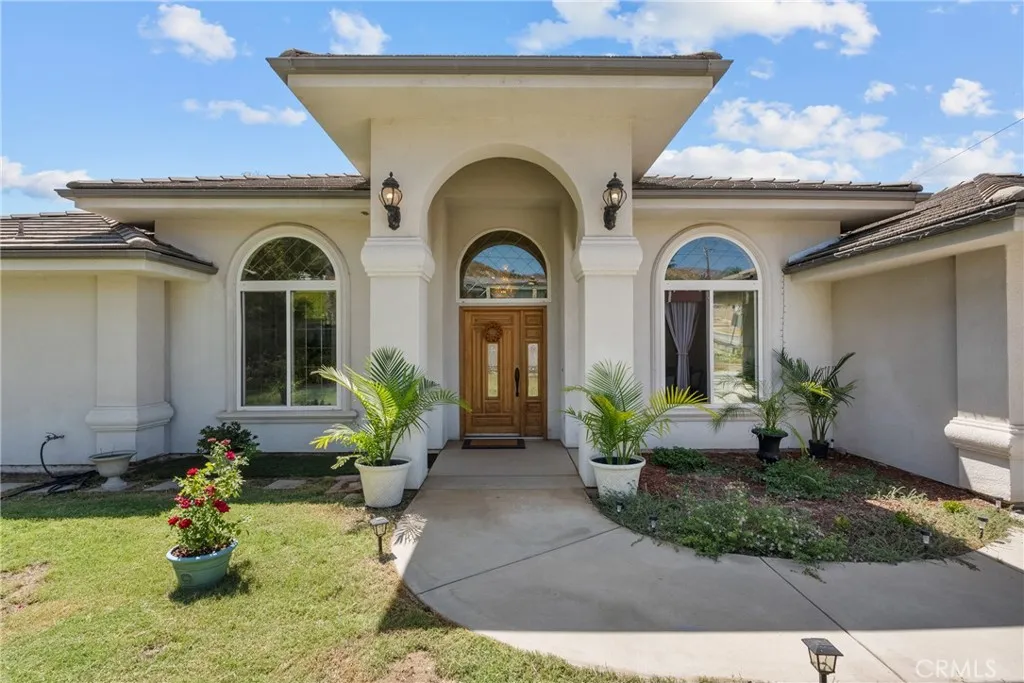 1403 Sonora Street, San Bernardino, California 92404 home-pic-6
