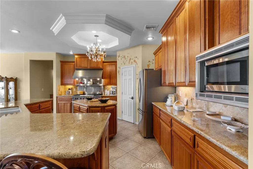 1403 Sonora Street, San Bernardino, California 92404 home-pic-16