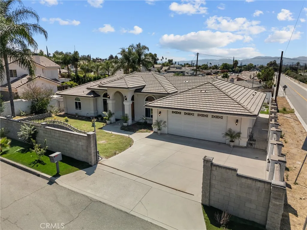 1403 Sonora Street, San Bernardino, California 92404 home-pic-1