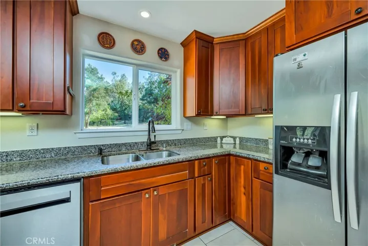 5385 Sabin Road, Kelseyville, California 95451