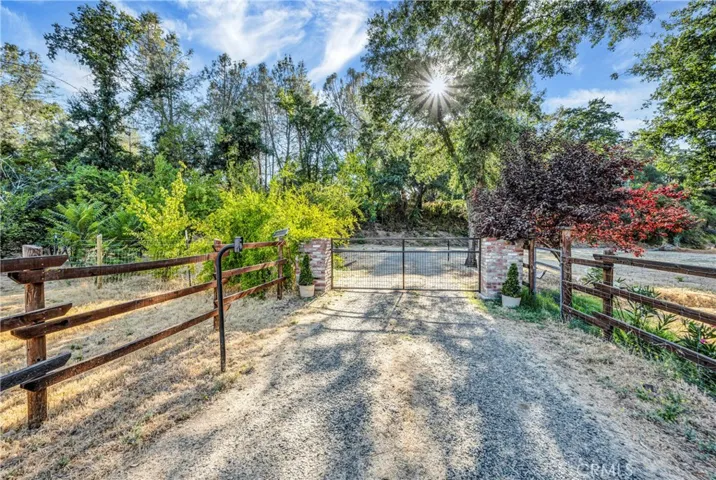 5385 Sabin Road, Kelseyville, California 95451