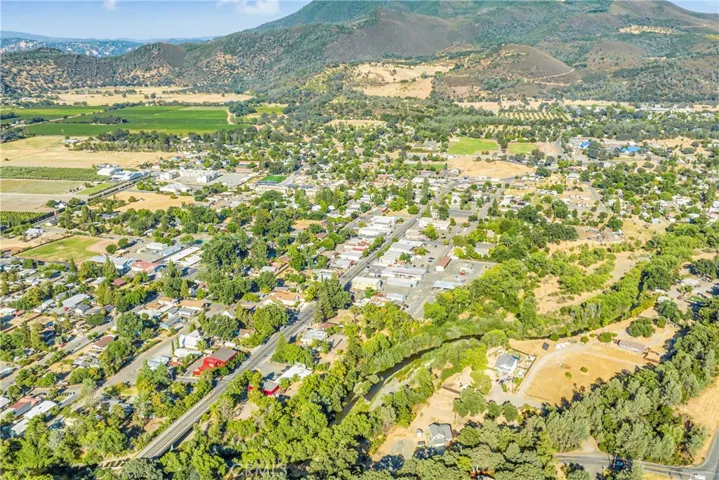 5385 Sabin Road, Kelseyville, California 95451