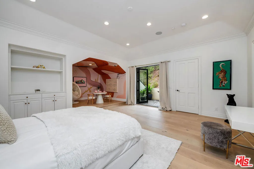 9577 Lime Orchard Road, Beverly Hills, California 90210 home-pic-47
