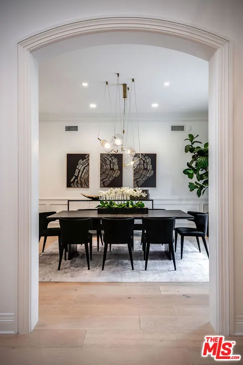 9577 Lime Orchard Road, Beverly Hills, California 90210 home-pic-10