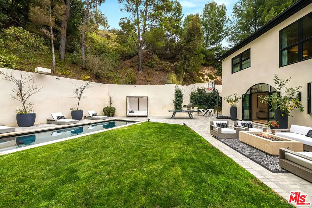 9577 Lime Orchard Road, Beverly Hills, California 90210 home-pic-27