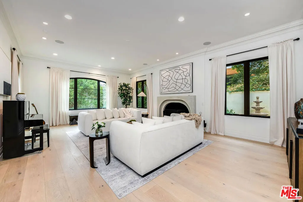 9577 Lime Orchard Road, Beverly Hills, California 90210 home-pic-7