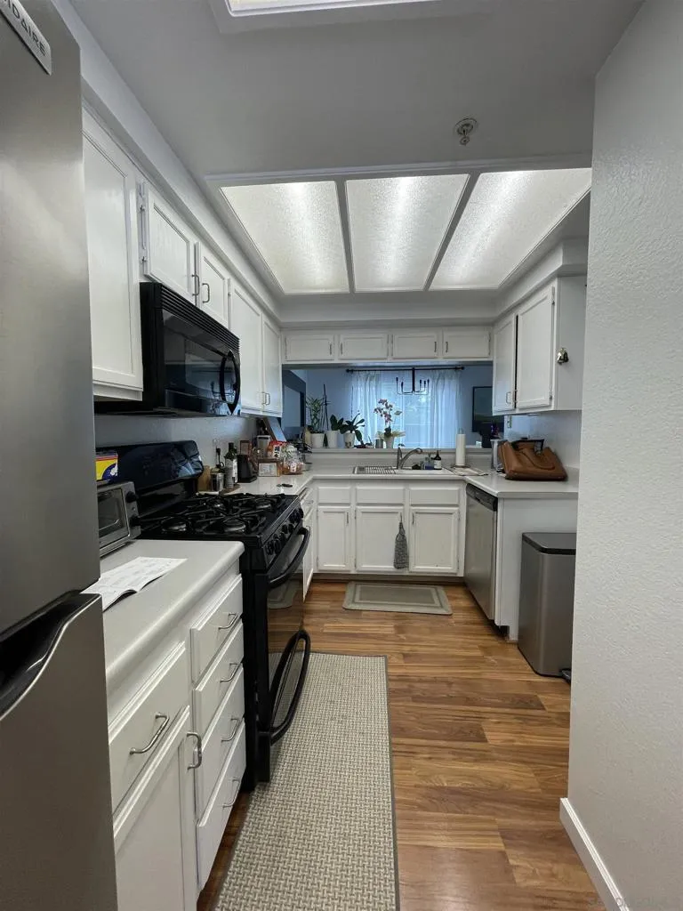 11544 Promenade Dr, Santa Fe Springs, California 90670 home-pic-2