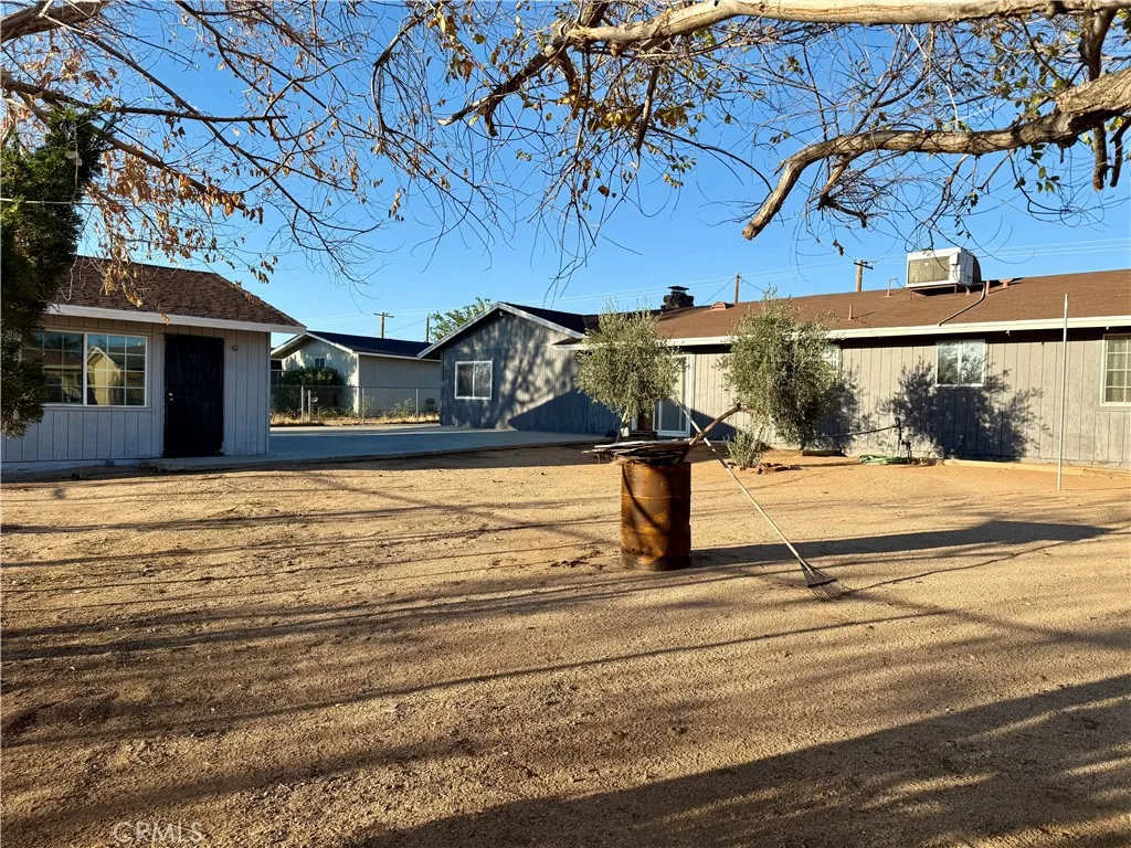 11509 3rd Avenue, Hesperia, California 92345 home-pic-10