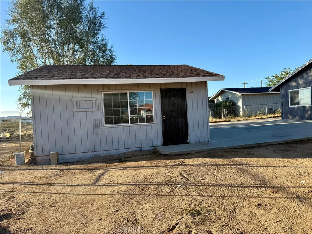 11509 3rd Avenue, Hesperia, California 92345 home-pic-12