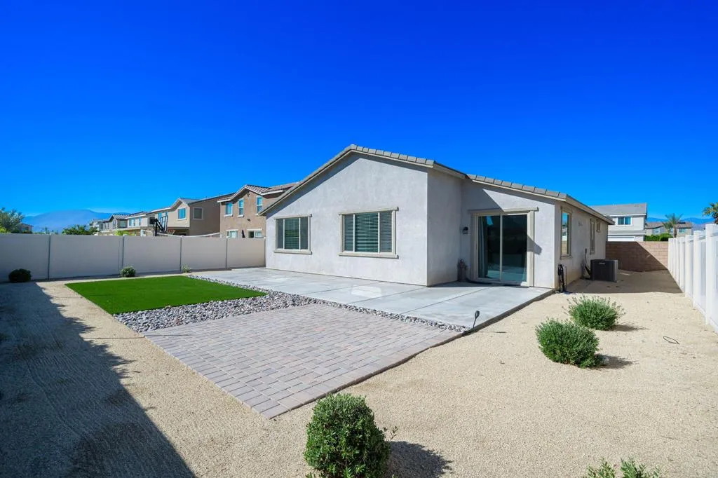 50252 Paseo Barcelona, Coachella, California 92236 home-pic-16