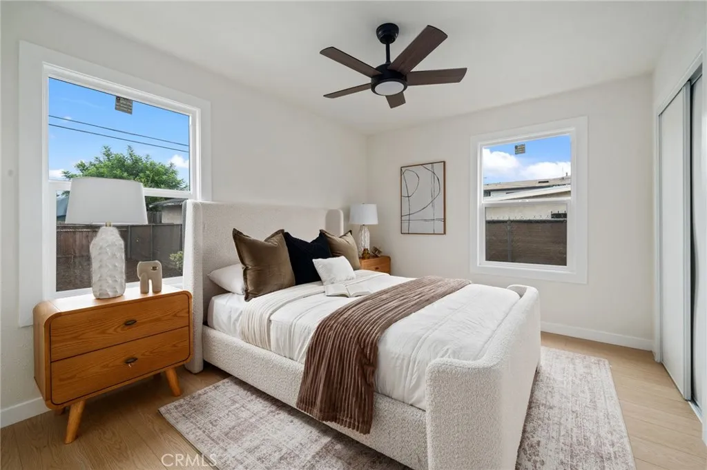 3685 Fernwood, Lynwood, California 90262 home-pic-12