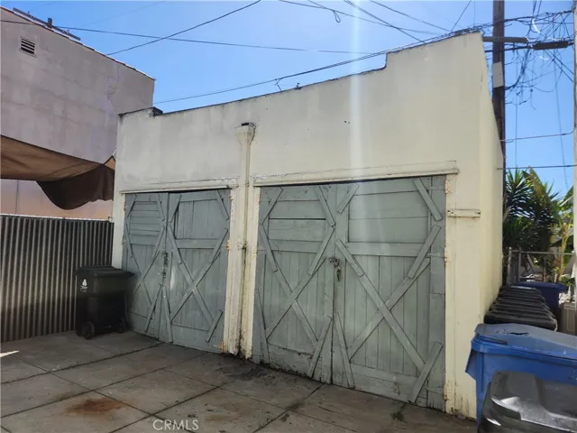 3020 W 12th, Los Angeles, California 90006