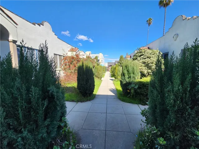 3020 W 12th, Los Angeles, California 90006