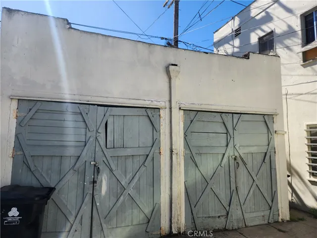 3020 W 12th, Los Angeles, California 90006