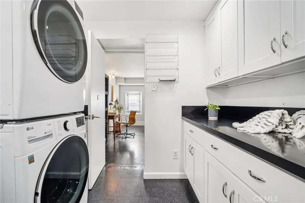 1726 N Occidental, Silver Lake, California 90026 home-pic-24