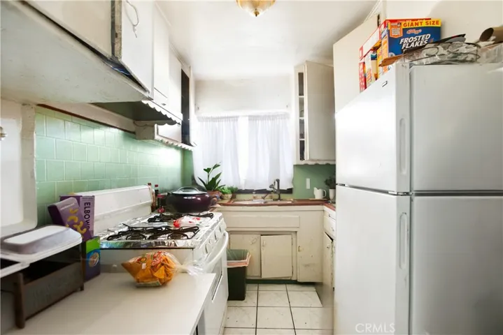 4623 Compton Blvd, Compton, California 90221