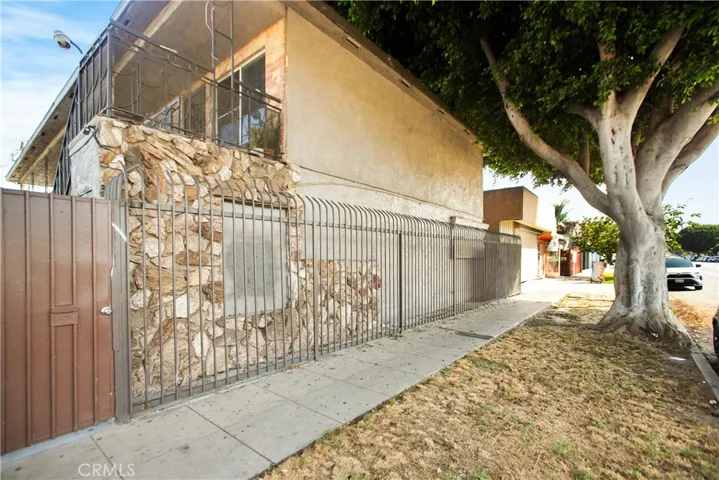 4623 Compton Blvd, Compton, California 90221