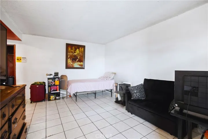 4623 Compton Blvd, Compton, California 90221