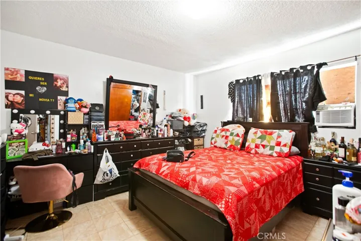 4623 Compton Blvd, Compton, California 90221