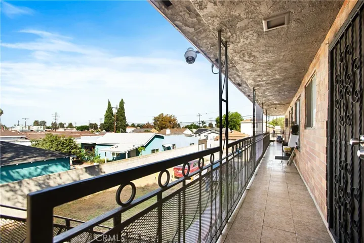 4623 Compton Blvd, Compton, California 90221