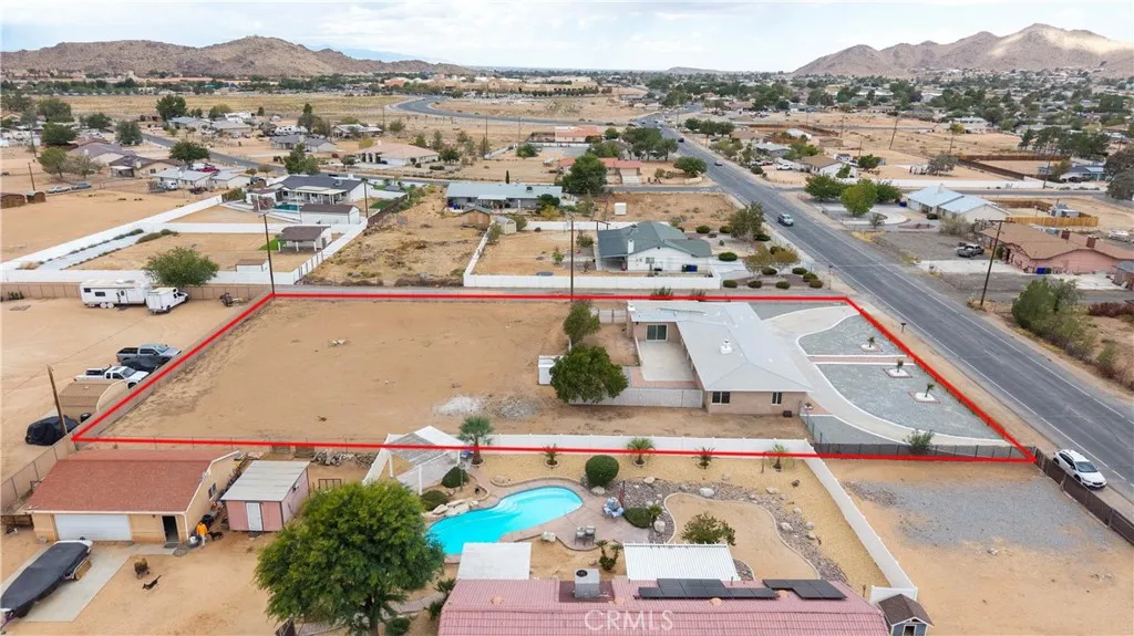 21073 Thunderbird, Apple Valley, California 92307 home-pic-55