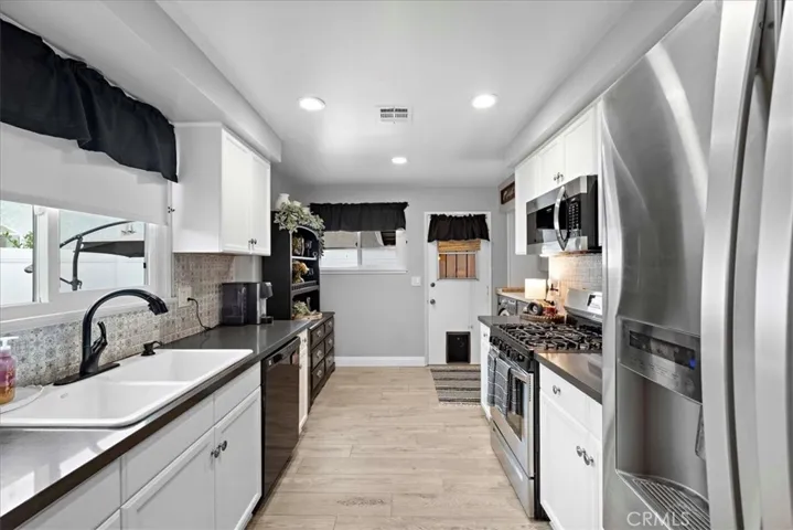 6932 San Joaquin, Buena Park, California 90620