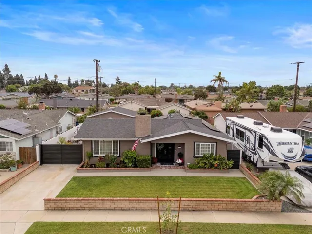 6932 San Joaquin, Buena Park, California 90620