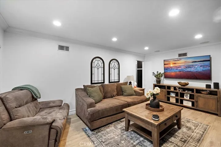 6932 San Joaquin, Buena Park, California 90620