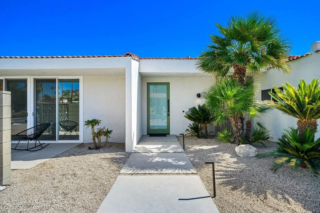 47860 Moon Lane, Palm Desert, California 92260 home-pic-5