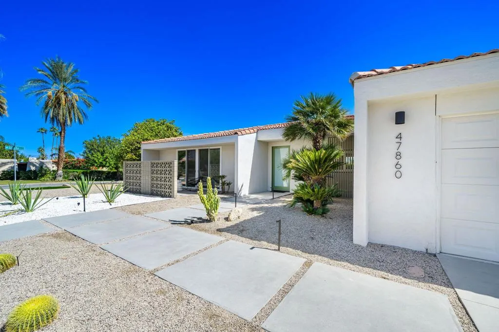 47860 Moon Lane, Palm Desert, California 92260 home-pic-2