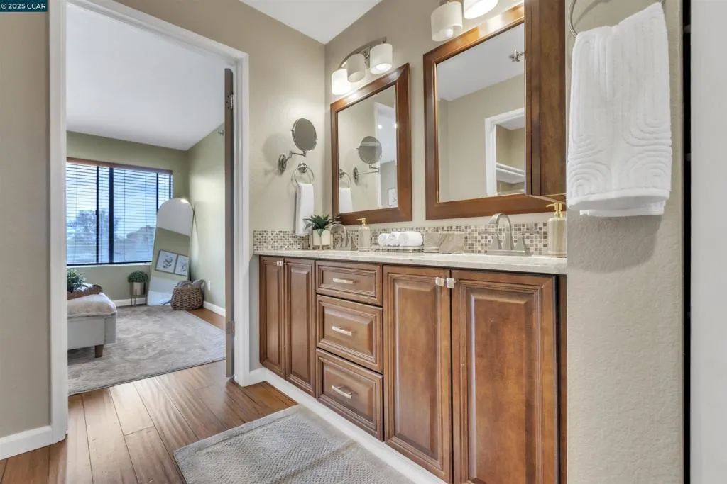 29583 Vanderbilt Street 310, Hayward, California 94544 home-pic-9