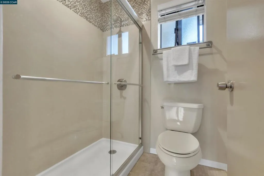 29583 Vanderbilt Street 310, Hayward, California 94544 home-pic-10
