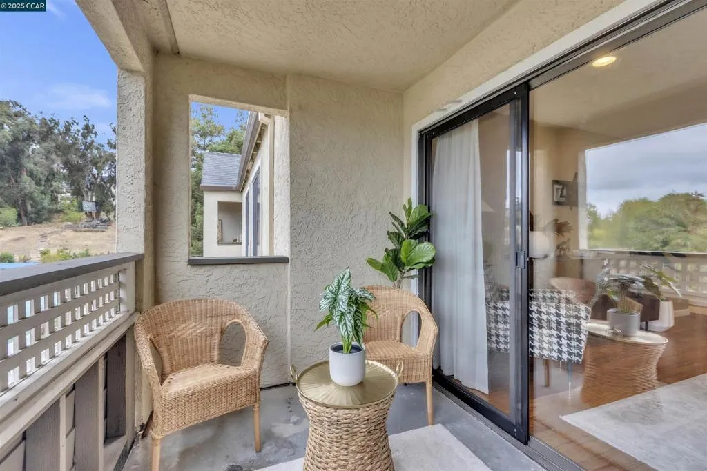 29583 Vanderbilt Street 310, Hayward, California 94544 home-pic-8