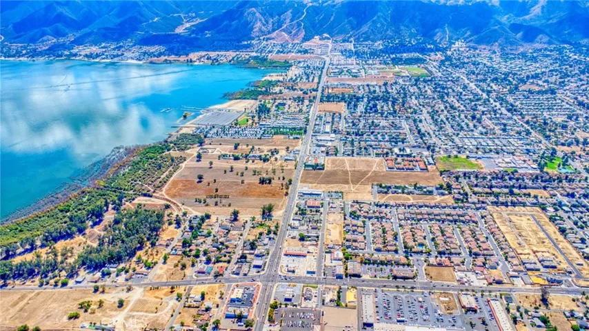16636 Lakeshore, Lake Elsinore, California 92530