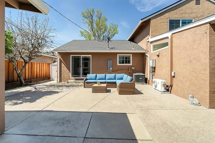 84 Lavonne Drive, Campbell, California 95008