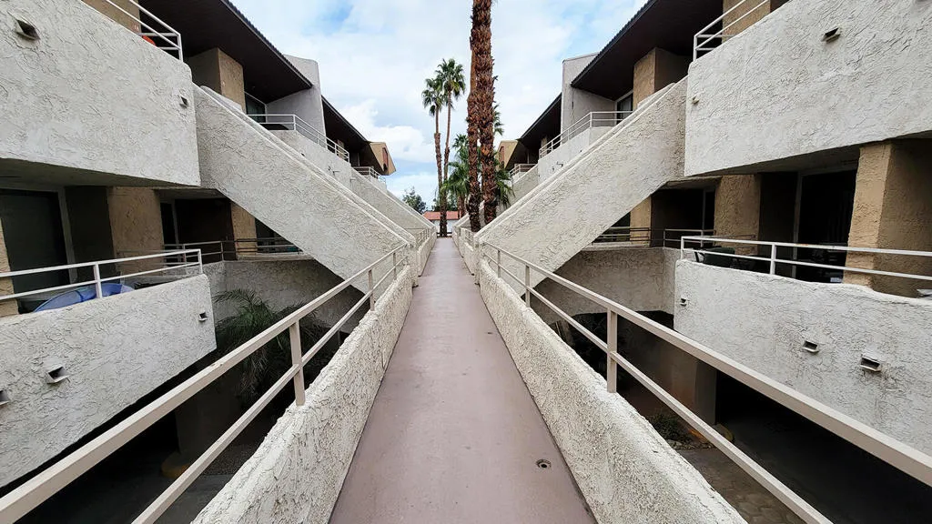 467 S Calle El Segundo D20, Palm Springs, California 92282 home-pic-41