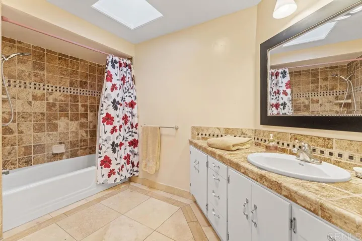 9874 Summit Drive, La Mesa, California 91941