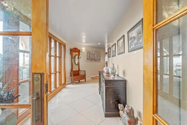 9874 Summit Drive, La Mesa, California 91941