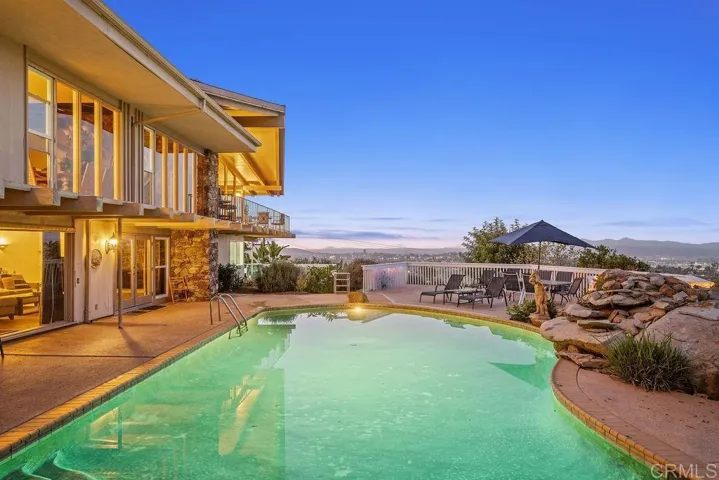 9874 Summit Drive, La Mesa, California 91941