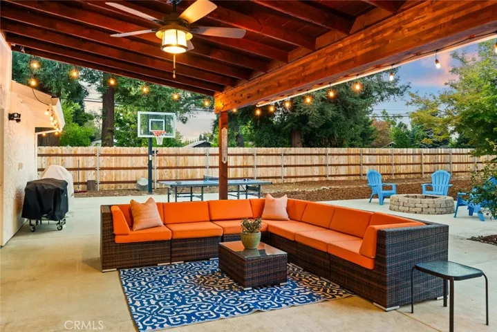 1 Gold Creek Way, Chico, California 95928